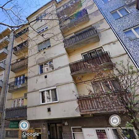 Kenyelmes Lakas Jo Helyen Apartment Budapest Exterior photo
