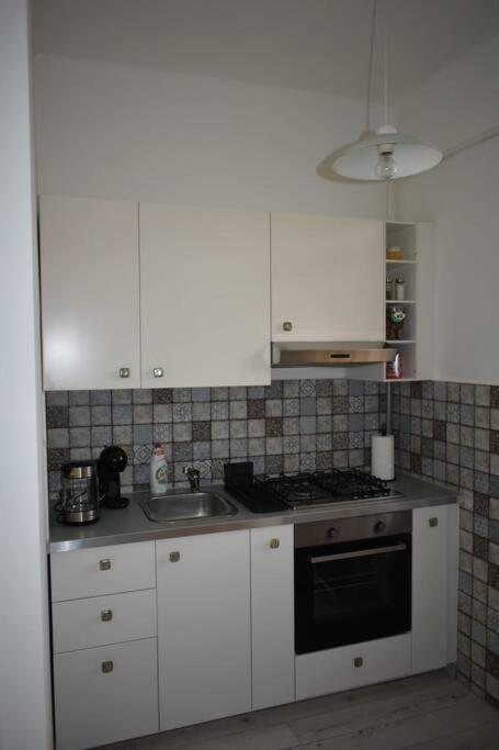 Kenyelmes Lakas Jo Helyen Apartment Budapest Exterior photo